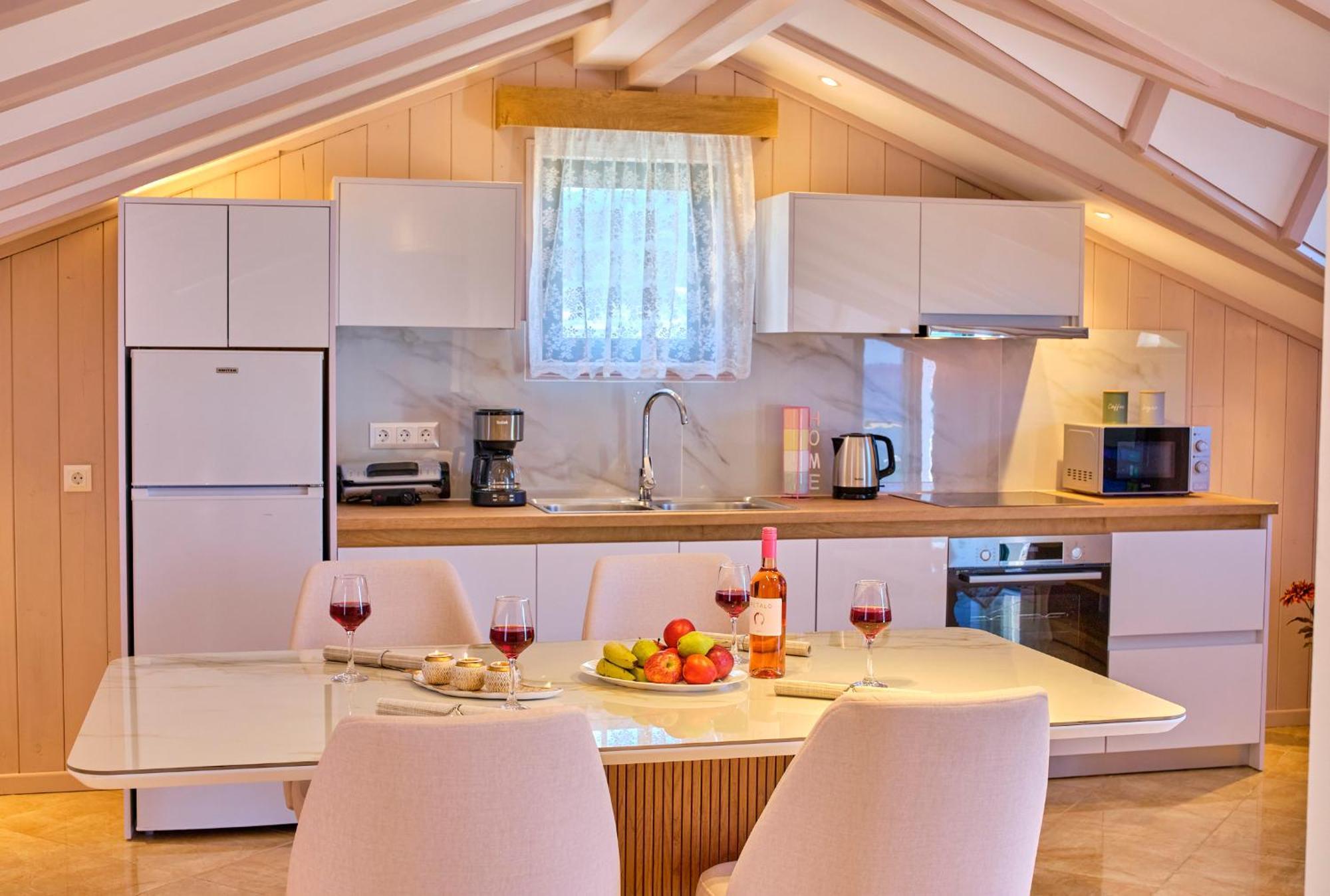 Christos Corfu Premium Apartment