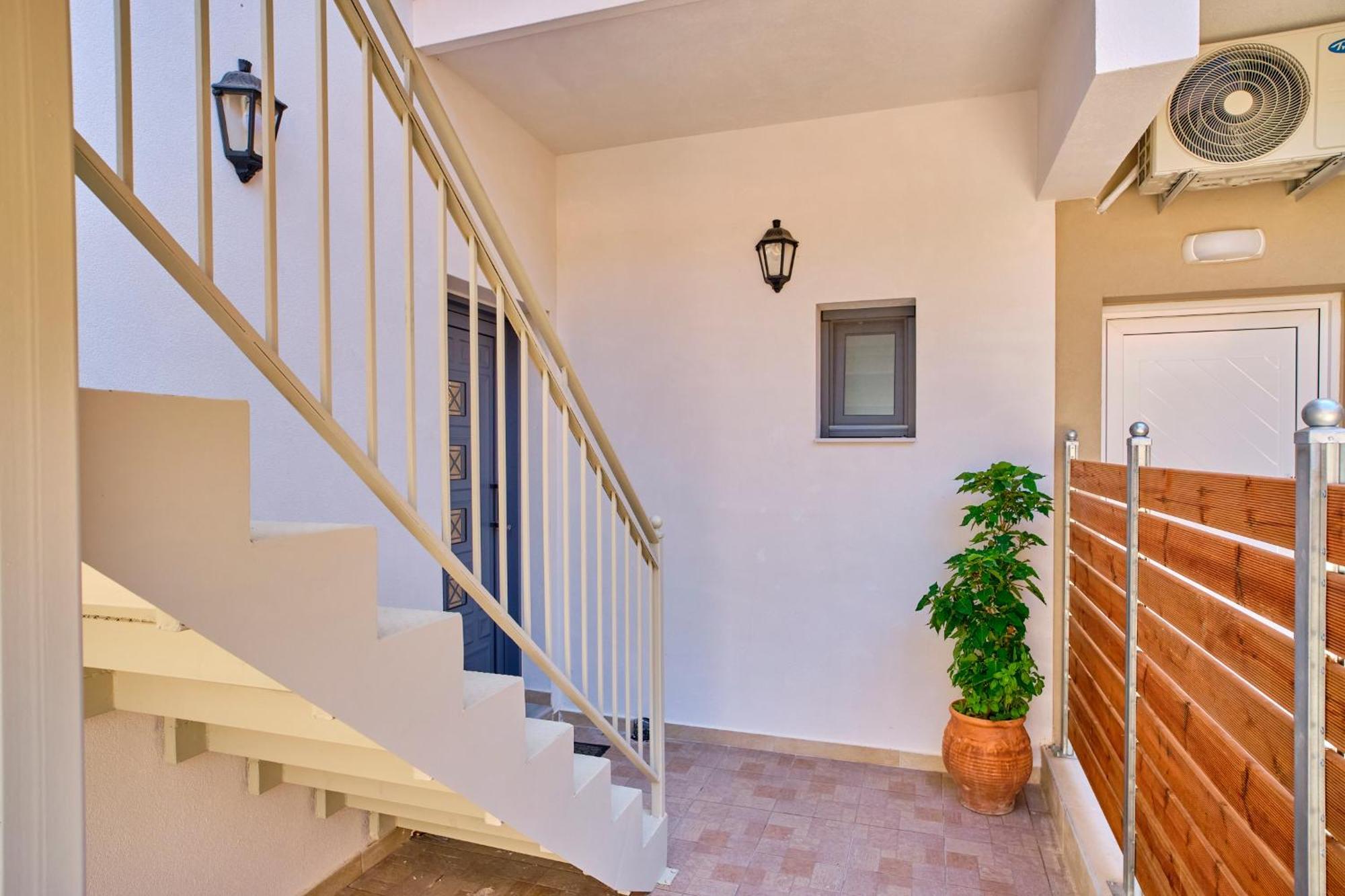 Christos Corfu Premium Apartament *